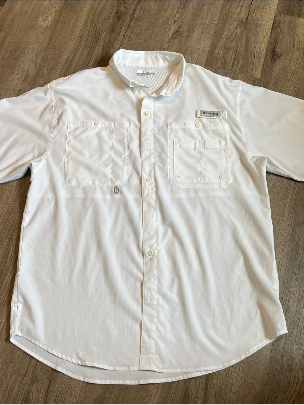 Columbia Men’s White Short-Sleeve Fishing Shirt M